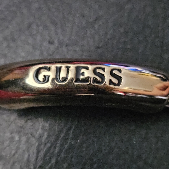 Guess Bracelet Stainless Steel & Gold Embossed Engraved Adjustable Strap Box - Picture 5 of 9